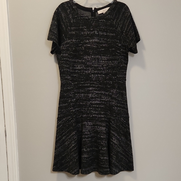 LOFT Dresses & Skirts - LOFT Black Heathered Short Sleeve Fit‎ & Flare Dress Size 4  Business Casual